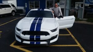 Randy picking up his new GT350