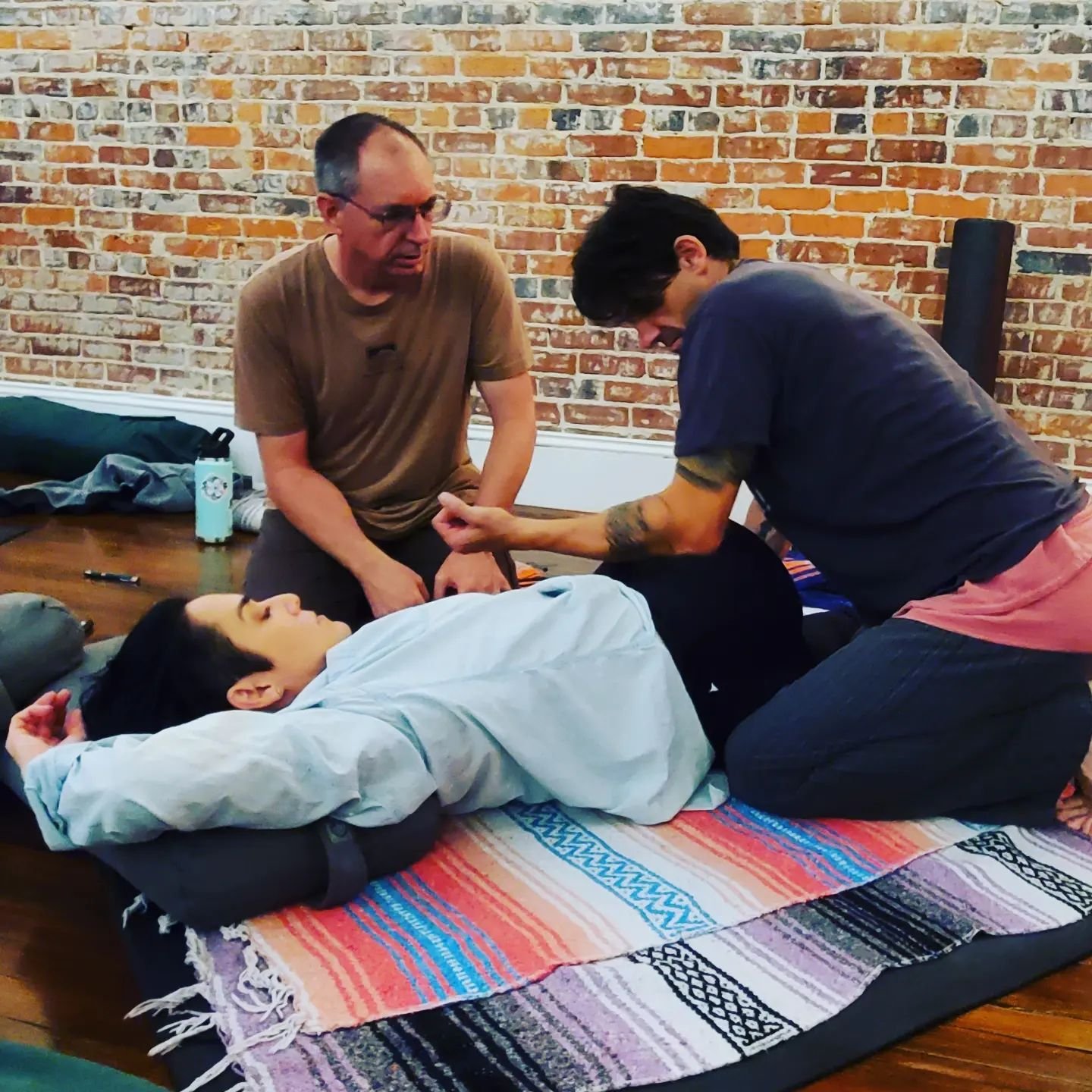 Randy teaching Thai Massage and how to access the Tensor Fascae Latae